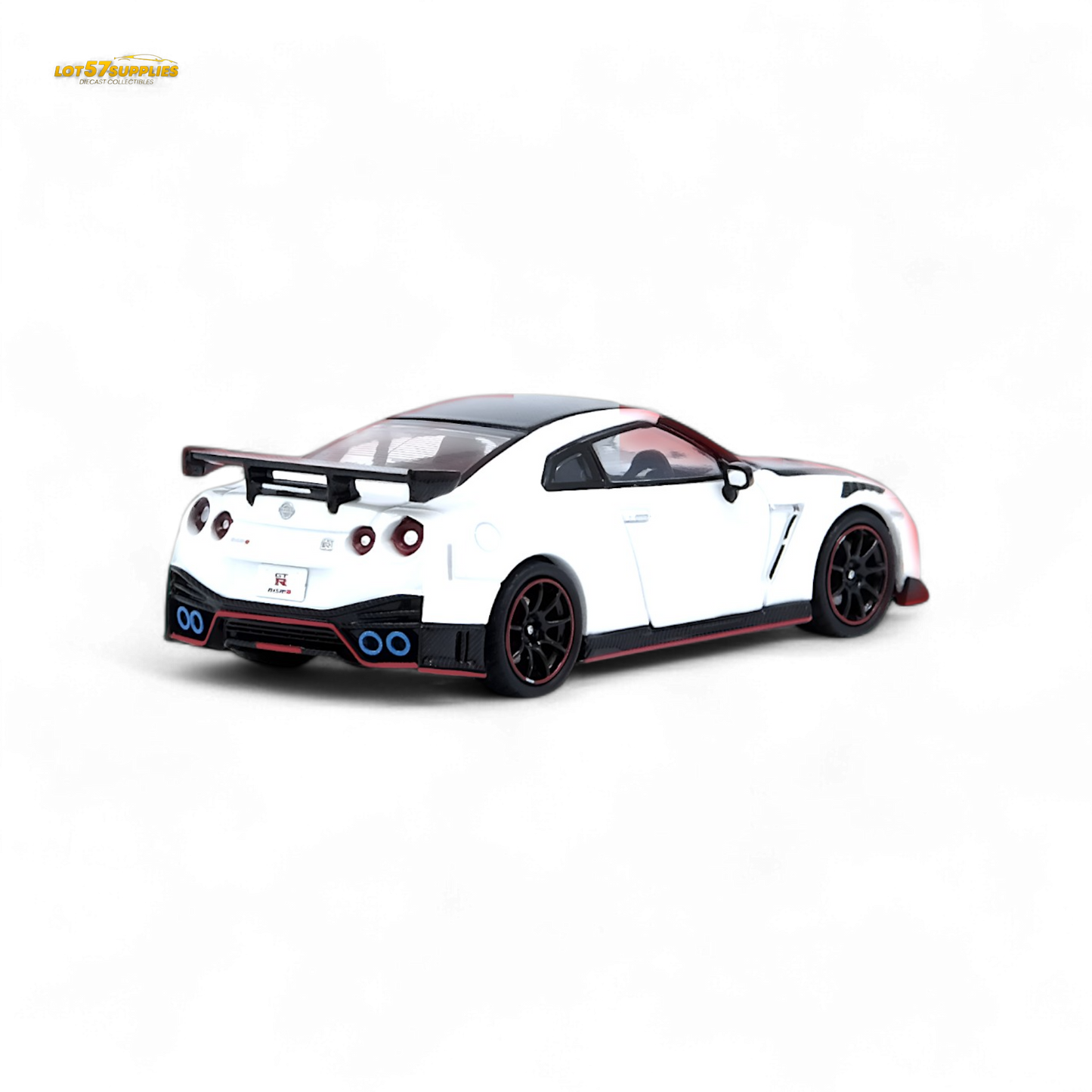 Inno64 NISSAN GT-R (R35) NISMO White 1:64