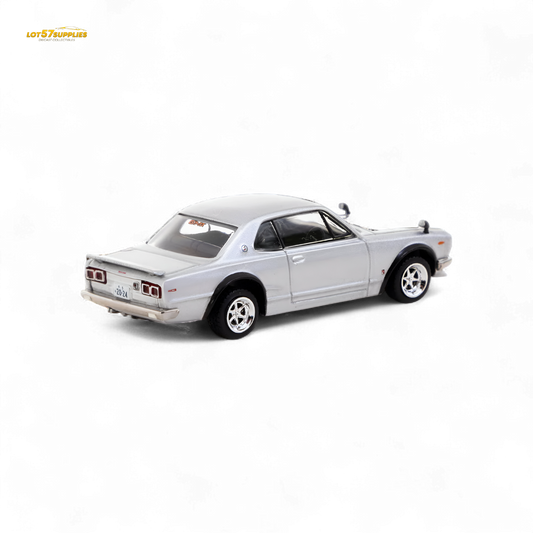Tarmac Works Global64 Nissan Skyline 2000 GT-R in Silver 1:64