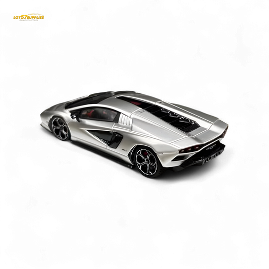 Fuelme Model NEO COUNTACH LPI 800-4 ARGENTO LUNA 1:64 Resin