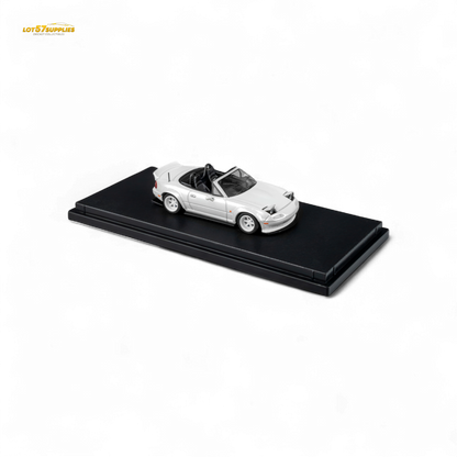 Microturbo Custom MX5 Rocket Bunny - Metallic White 1:64