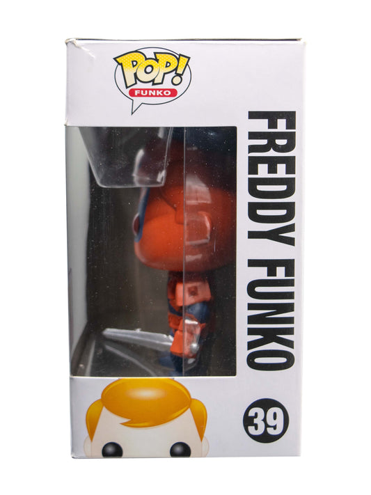 Freddy Funko (Deathstroke) 39 - 2015 SDCC Exclusive /196 Made [Light Damage]