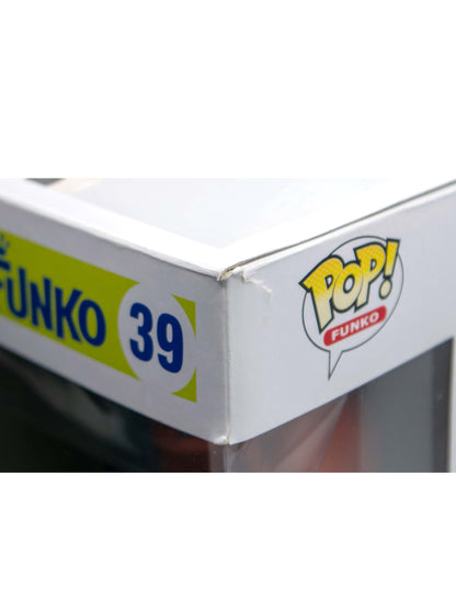 Freddy Funko (Deathstroke) 39 - 2015 SDCC Exclusive /196 Made [Light Damage]