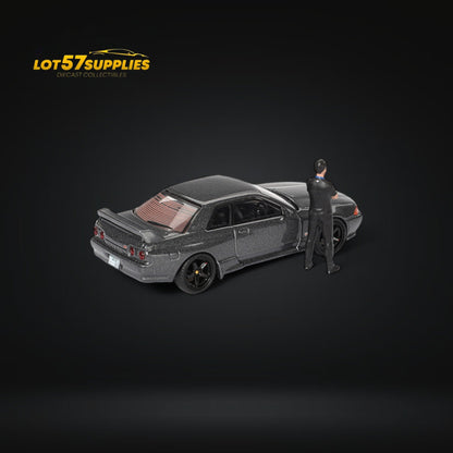 (Pre-Order) Mini-GT Nissan Skyline R32 Nismo Gunmetal With Matsuda Figure #869 1:64 MGT00869