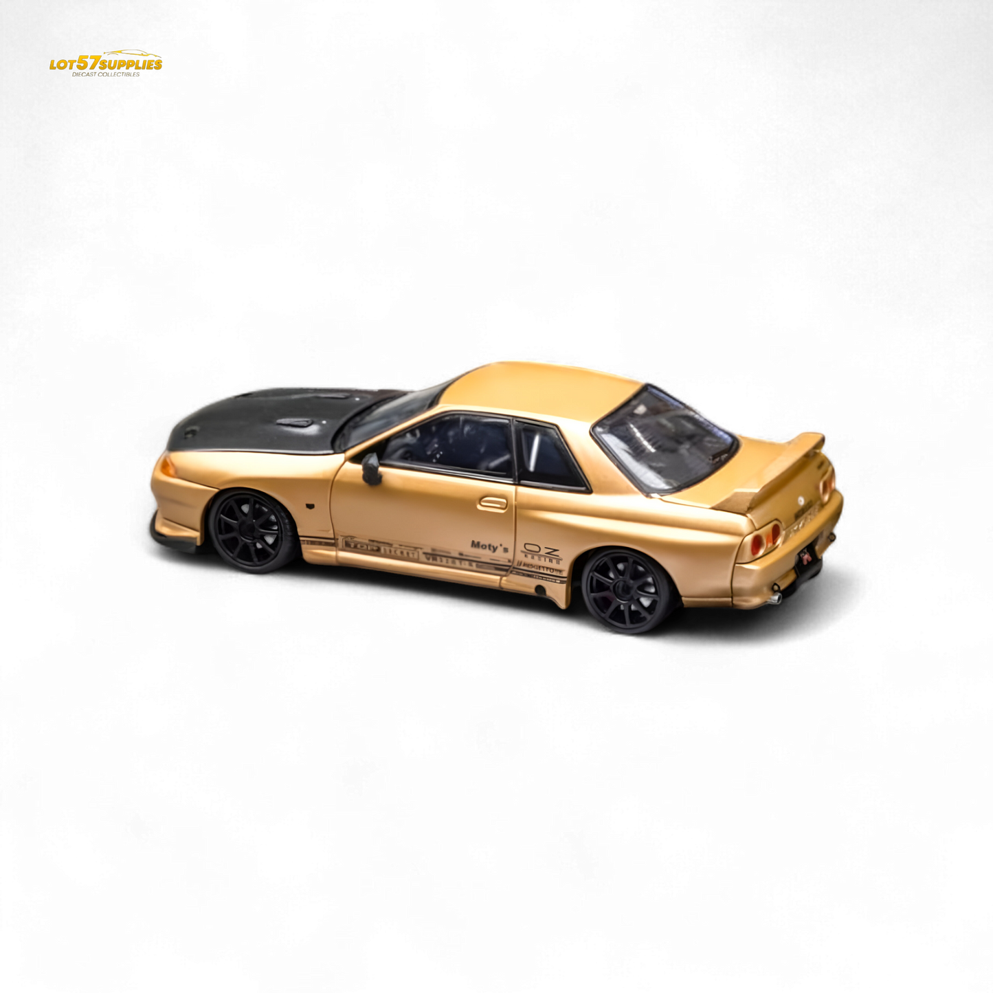 Focal Horizon Skyline GT-R R32 Top Secret Gold 1:64
