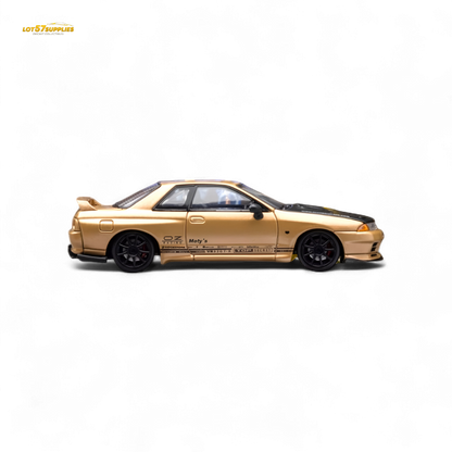 Focal Horizon Skyline GT-R R32 Top Secret Gold 1:64