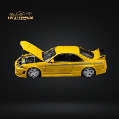 Focal Horizon Skyline R33 GT-R 4TH Gen 400R in Yellow Openable Hood 1:64