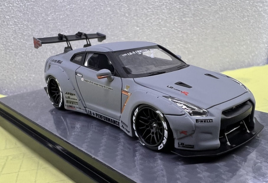 Error404 LB-Works Nissan Skyline GT-R R35 Fighter Grey / Candy Red Limited to 299 Pcs Each 1:64