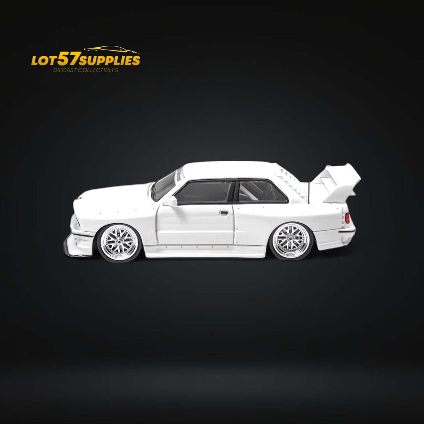 NA BMW E30 Wide-Body Resin Model White 1:64