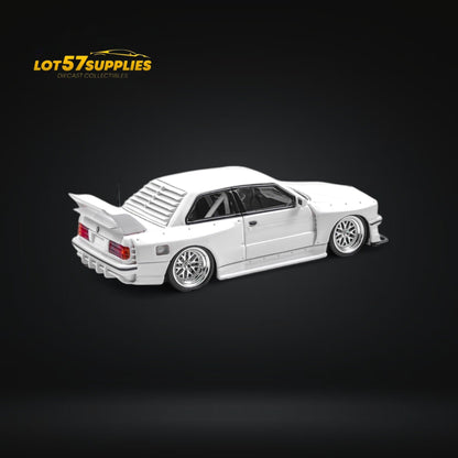 NA BMW E30 Wide-Body Resin Model White 1:64