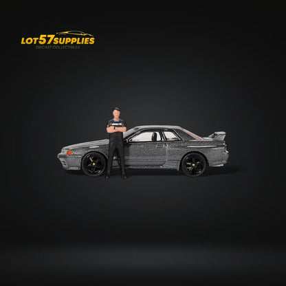 (Pre-Order) Mini-GT Nissan Skyline R32 Nismo Gunmetal With Matsuda Figure #869 1:64 MGT00869
