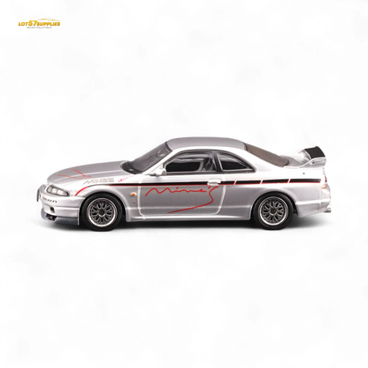 Inno64 NISSAN SKYLINE GR-R (R33) "Tuned by Mine's" Silver 1:64