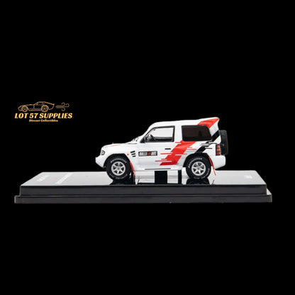 Inno64 Mitsubishi Pajero Evolution "RALLIART" in White 1:64 IN64-EVOP-RAWHI