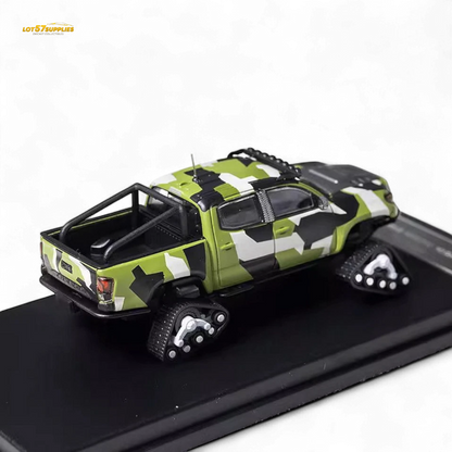 GCD Toyota TACOMA SNOW VERSION in Green Camo & 3PMSF Tires 1:64