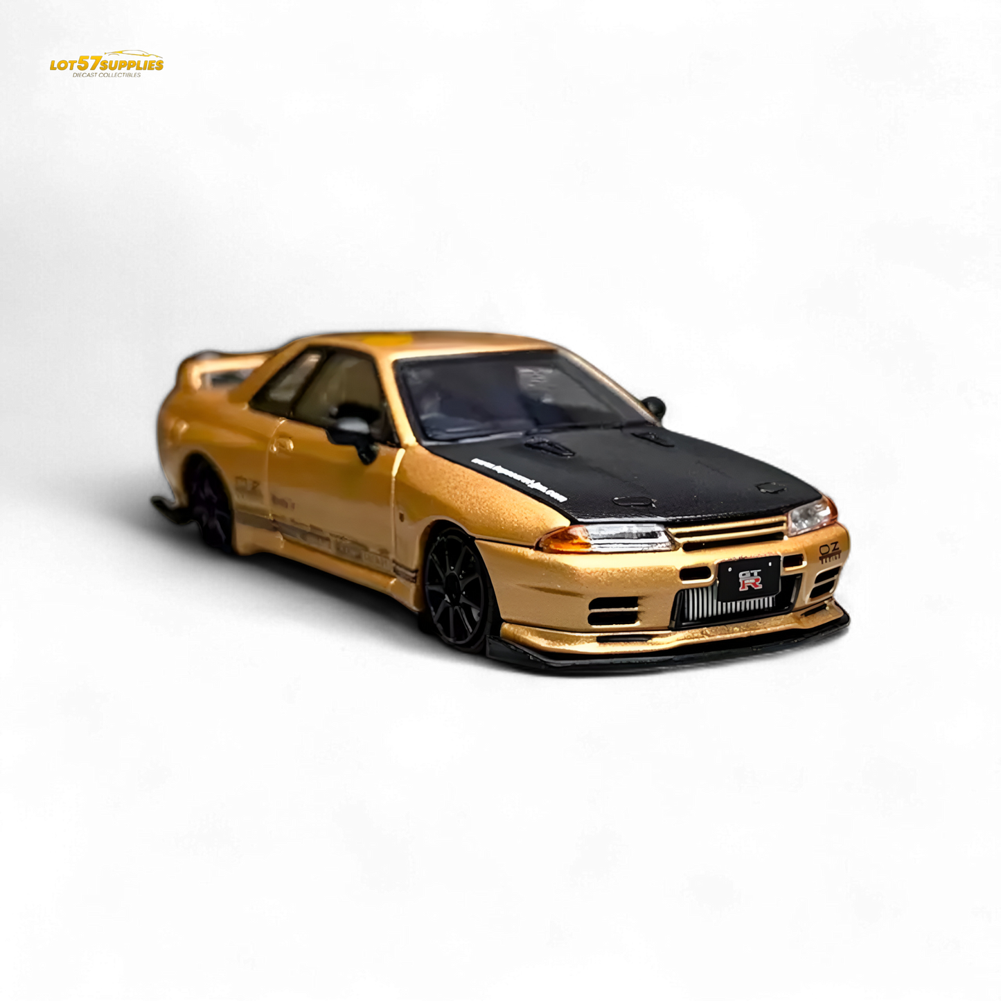 Focal Horizon Skyline GT-R R32 Top Secret Gold 1:64